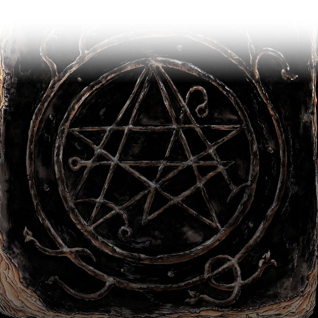 H. P. Lovecraft's The Case of Charles Dexter Ward.